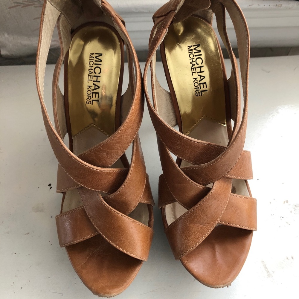 Micheal Kors platform heels
